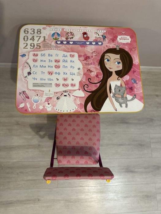 Продаю дитяча парта