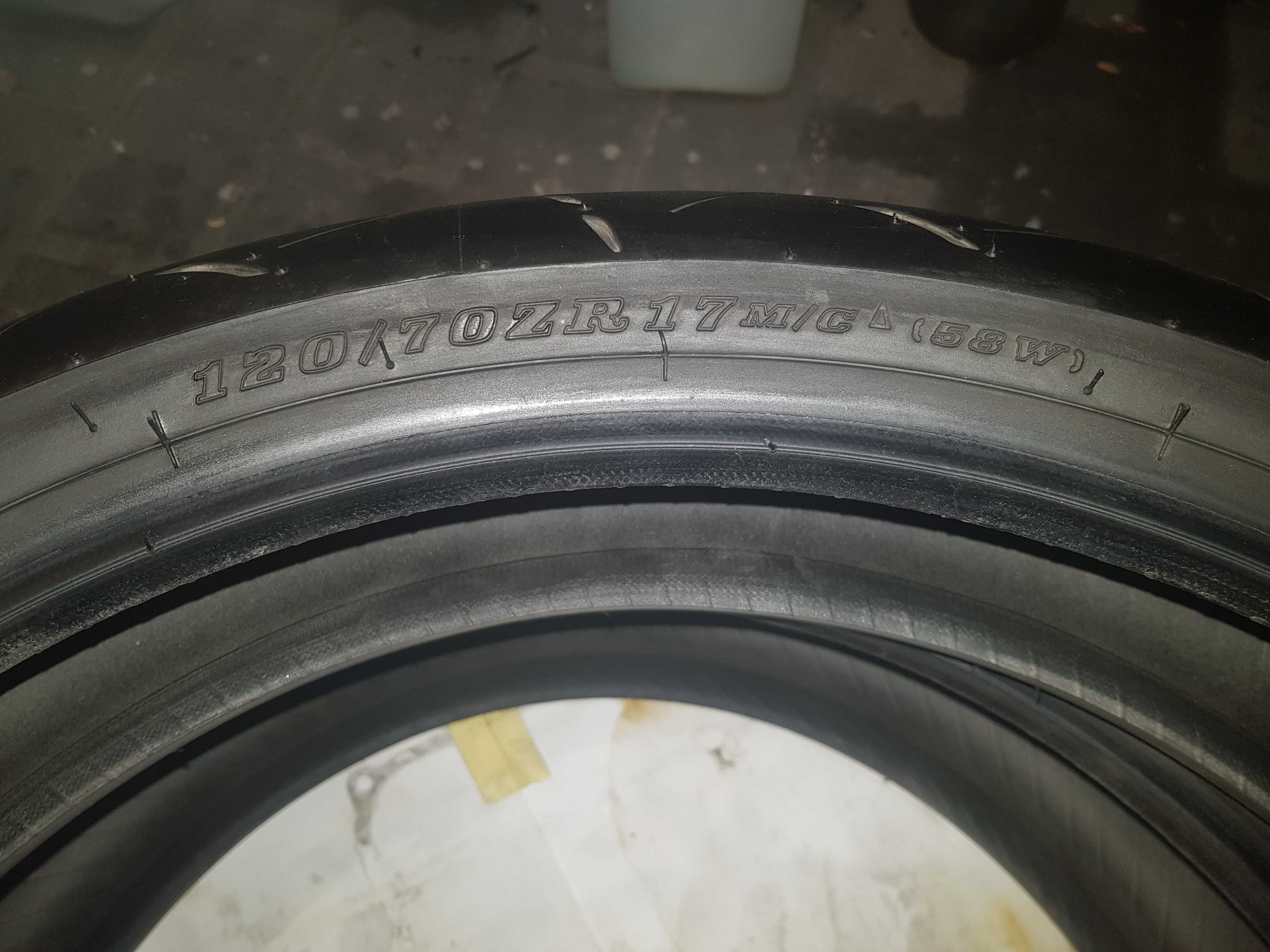 Dunlop Sportmax Roadsport przód 120/70R17 2022r.