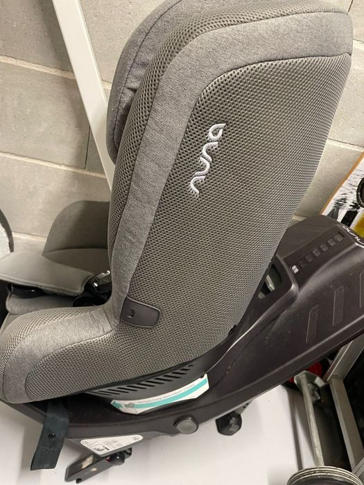 Cadeida rotativa Nuna Norr