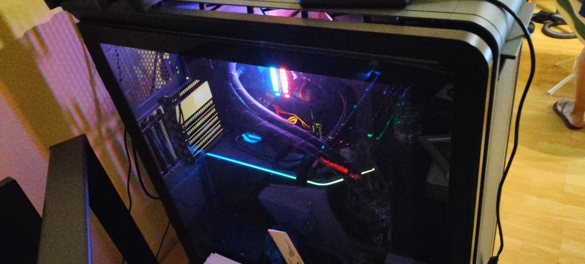 Torre completa com caixa phanteks enthoo 719