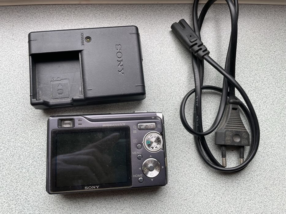 Фотоопарат в рабочем состояние