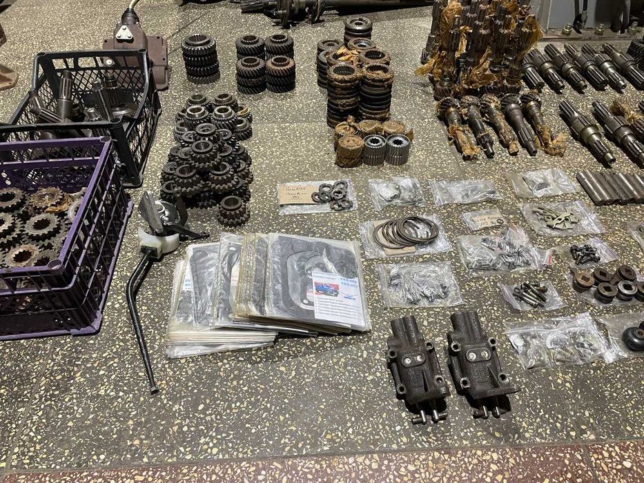 Шестерні, вали, вилки КПП УАЗ 452, УАЗ 469, УАЗ 3151, УАЗ 3303