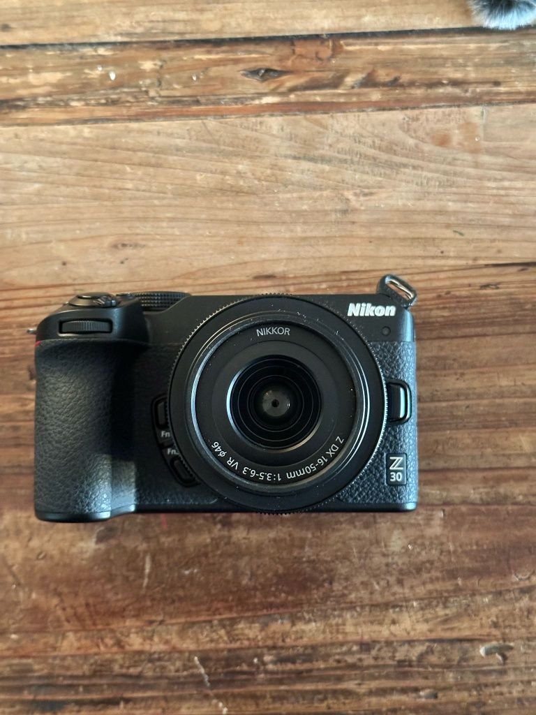 Nikon Z30 [mt pouco uso]