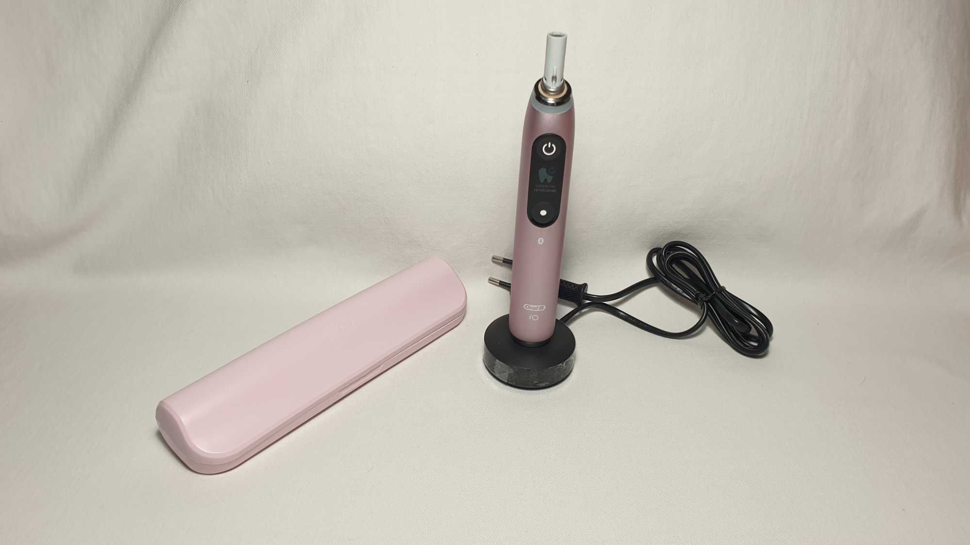 Szczoteczka Oral-B iO seria 9 jasny róż + ładowarka stan BDB.
