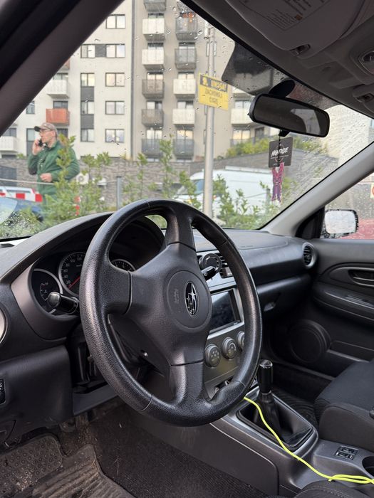 Subaru Impreza 2.0gx sedan