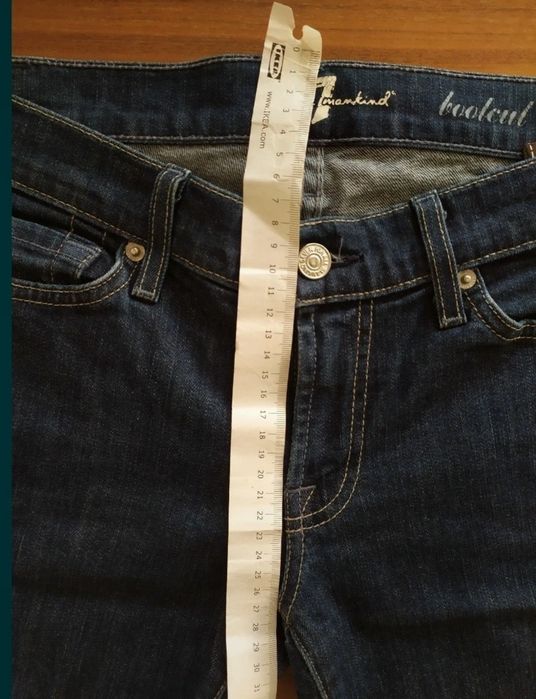 Jeansy 7 for All Mankind granatowe. Rozmiar M.