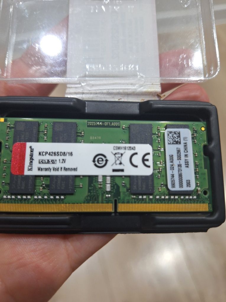 Pamiec Ram DDR4  16gb kingston  do laptopa  stan idealny