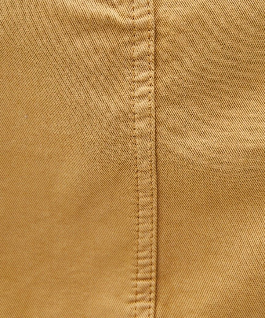 Bershka Бершка юбка спідниця пісочного кольору з ланцюжком