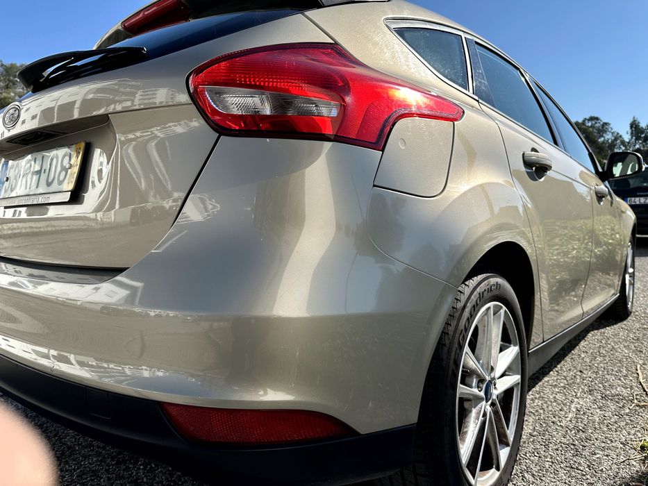 Ford Focus Diesel 2016 em óptimo estado