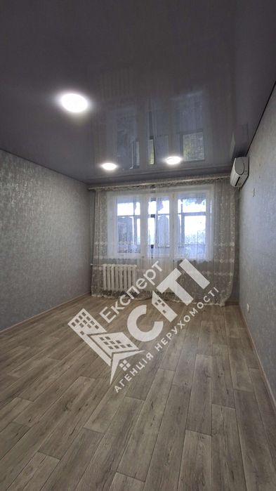 Бюджетна 2кім. квартира. 44 квартал.