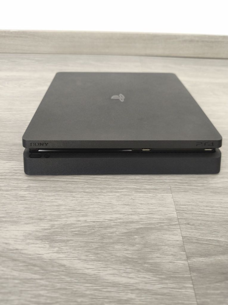 PlayStation 4 com FC25