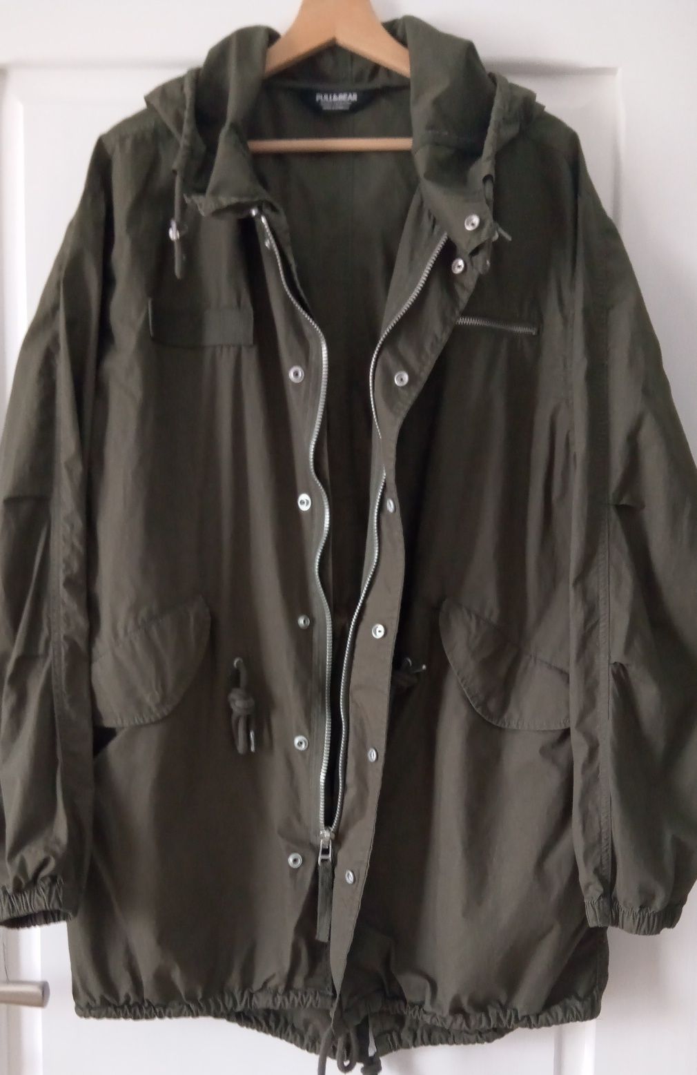 Parka moro z kapturem

- Pull&Bear