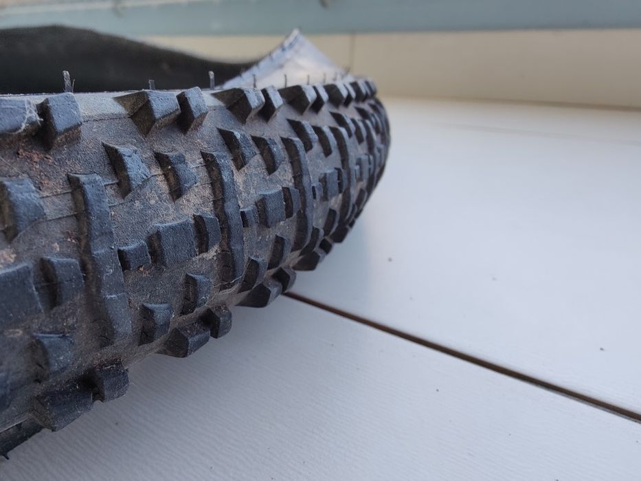 Conjunto pneus tubeless 29 Hutchinson