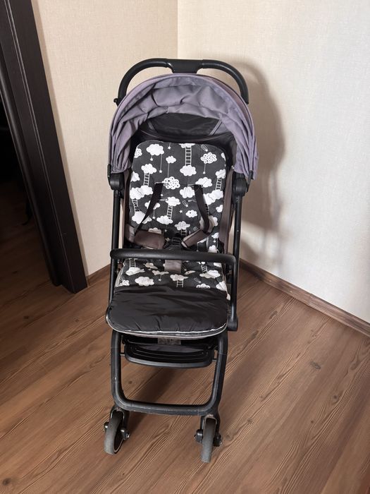 Коляска прогулянкова