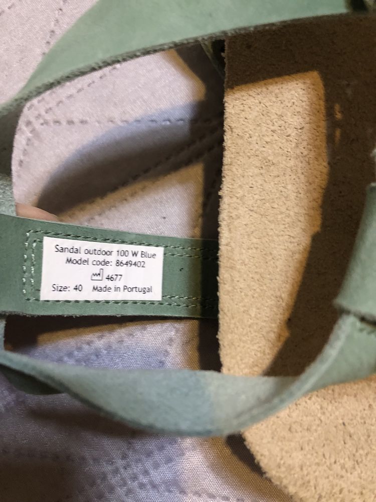 Новые кожаные босоножки сандали Quechua ecco tewa 40р