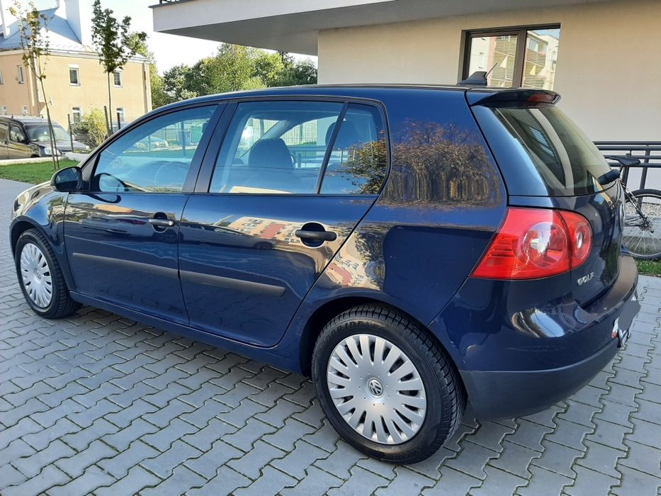 Wolkswagen golf 5 oszczędny 1.9 tdi