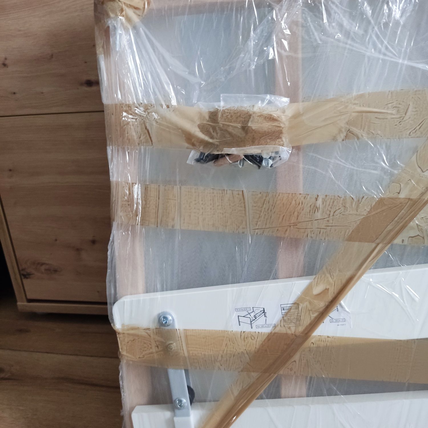 Łóżeczko dziecięce Ikea Sundvik z materacem / stan bdb