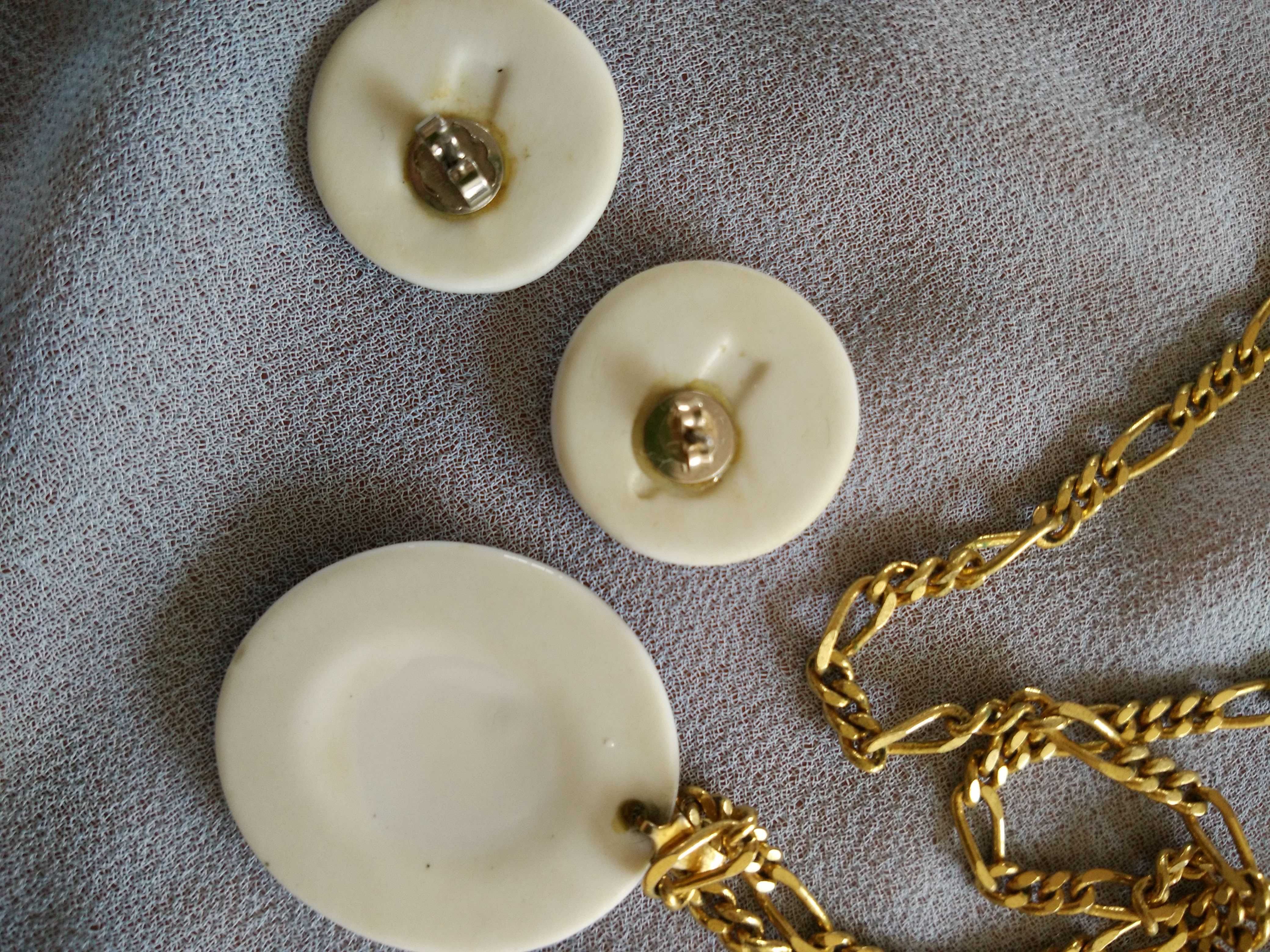 conjunto de colar e brincos