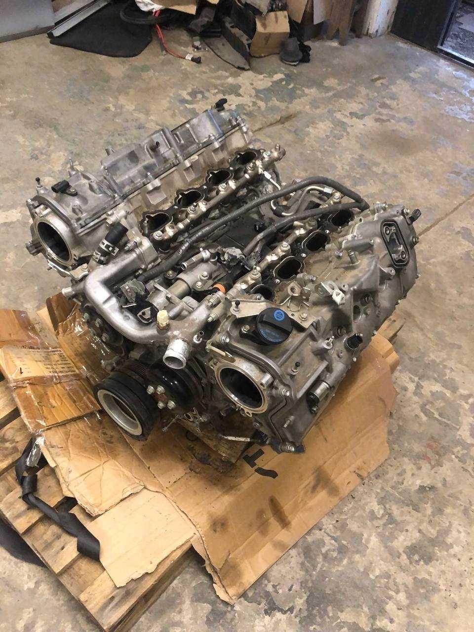 Продам  двигун 5.0 V8  2UR 2UR-GSE  Tundra 5.0 LEXUS RC F IS F  LS600