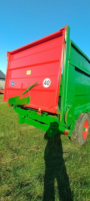 Przyczepą rolnicza tandem 14t wywrotka rozrzutnik skorupowa