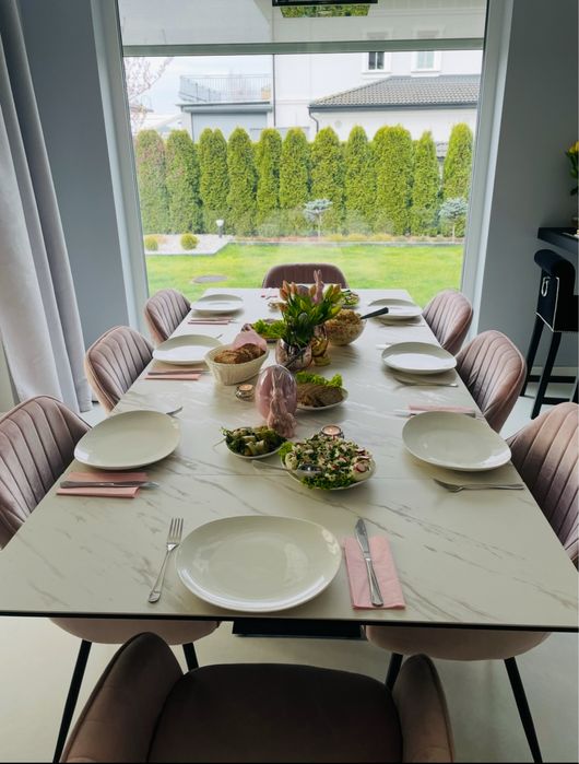 Krzesla welwetowe stan idealny