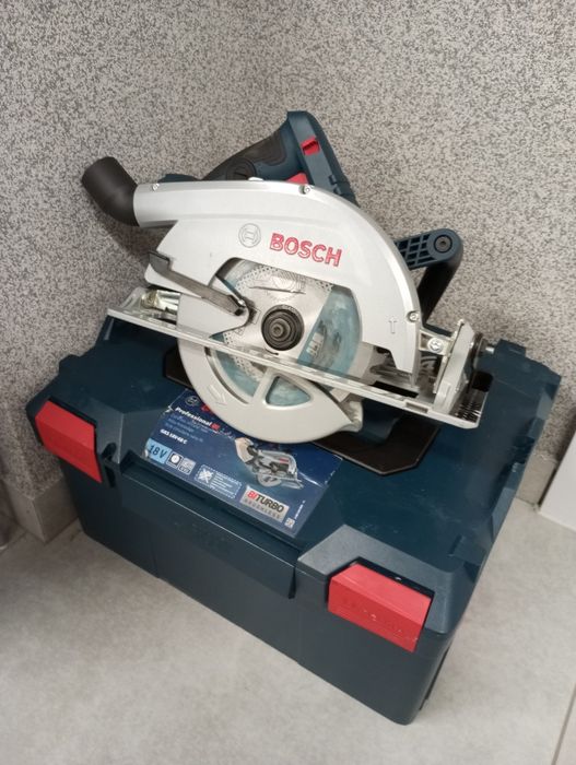 Pilarka Bosch GKS 18v-68c Stan Jak Nowy Skrzynka