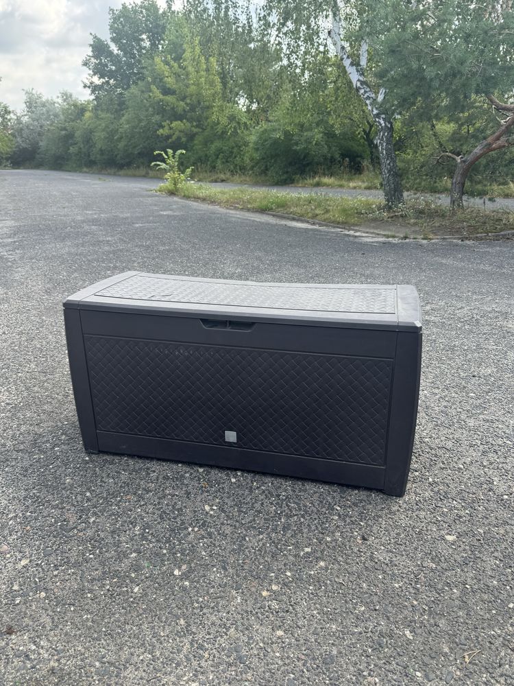 Skrzynia ogrodowa 117x60x48 stan dobry