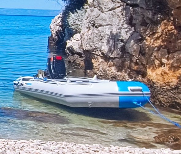 Sprzedam ponton pro marine z silnikiem Johnson 25 km