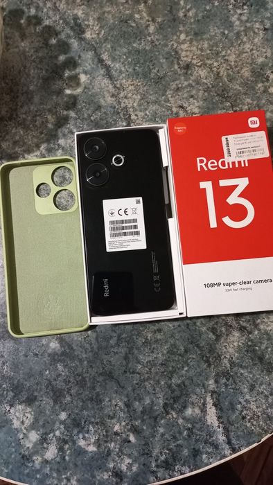 Продам redmi 13 в идеальном состоянии почти новый