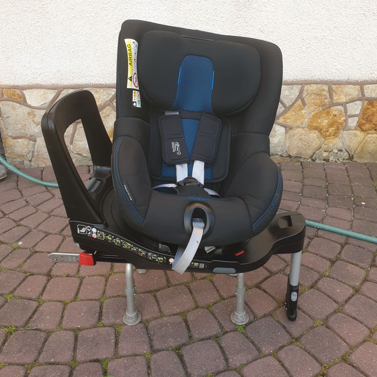 Britax Romer Dualfix M I-Size Fotelik Samochodowy 0-18kg RWF