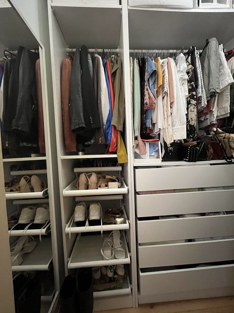 Roupeiro módulos IKEA