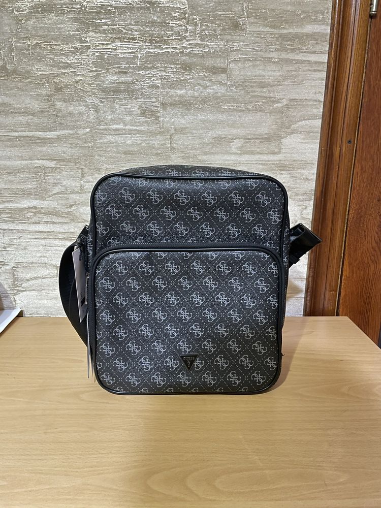 ‼️Guess Vezzola Eco Messenger Bag‼️Новая ориг. мужская сумка-планшет