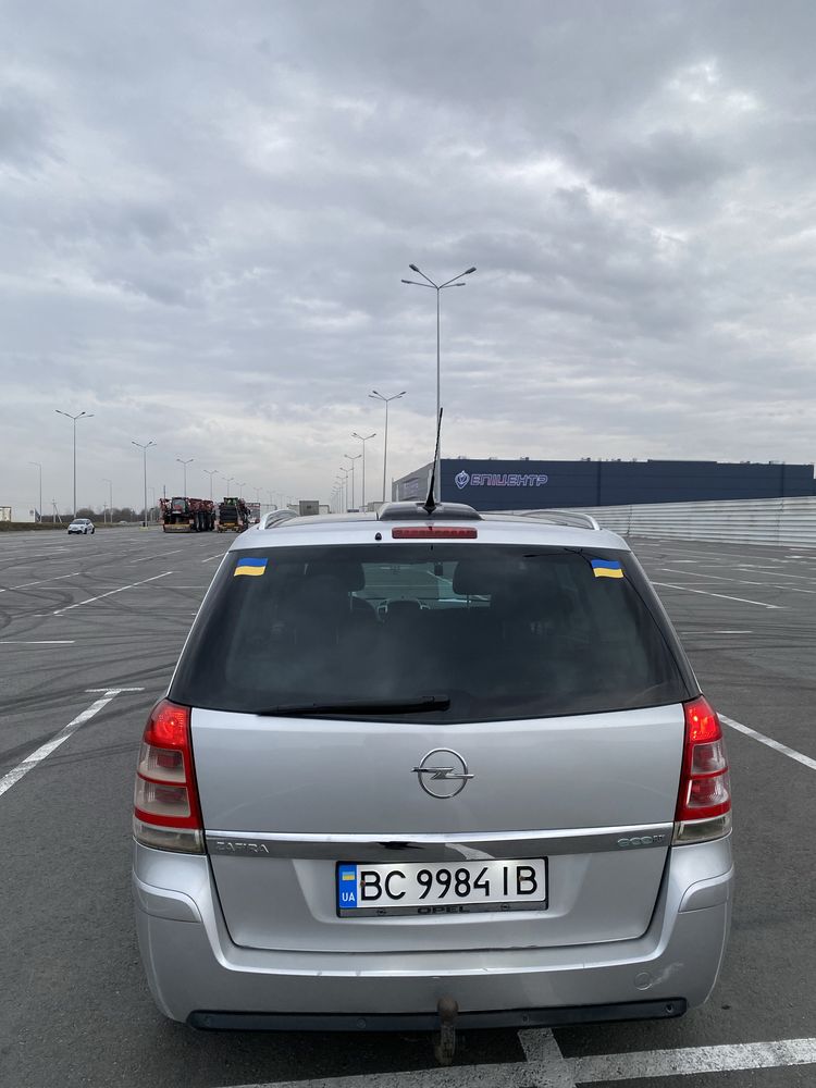 Opel Zafira b 92 kwt Panorama