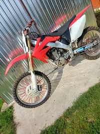 Honda   crf  250