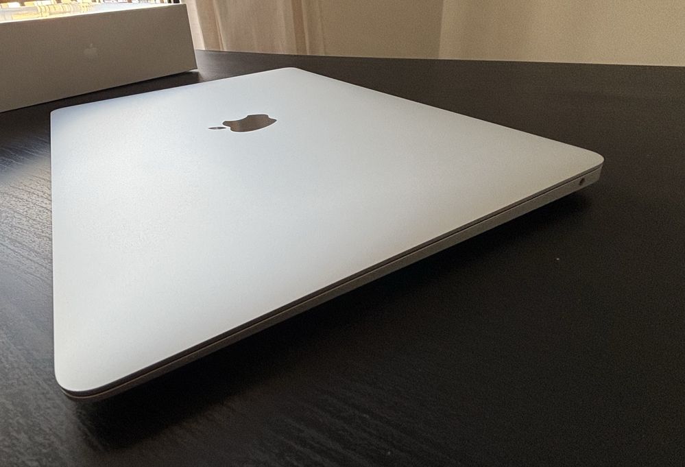 MacBook Air M1 8gb/256gb | Como Novo