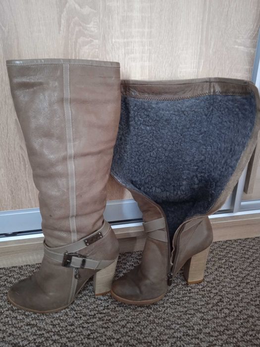 Сапожки шкіряні на підборах