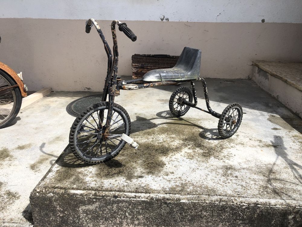 Triciclo tricarro antigo criança