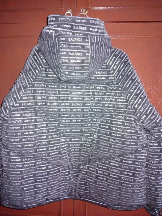 Продам куртку зимнюю