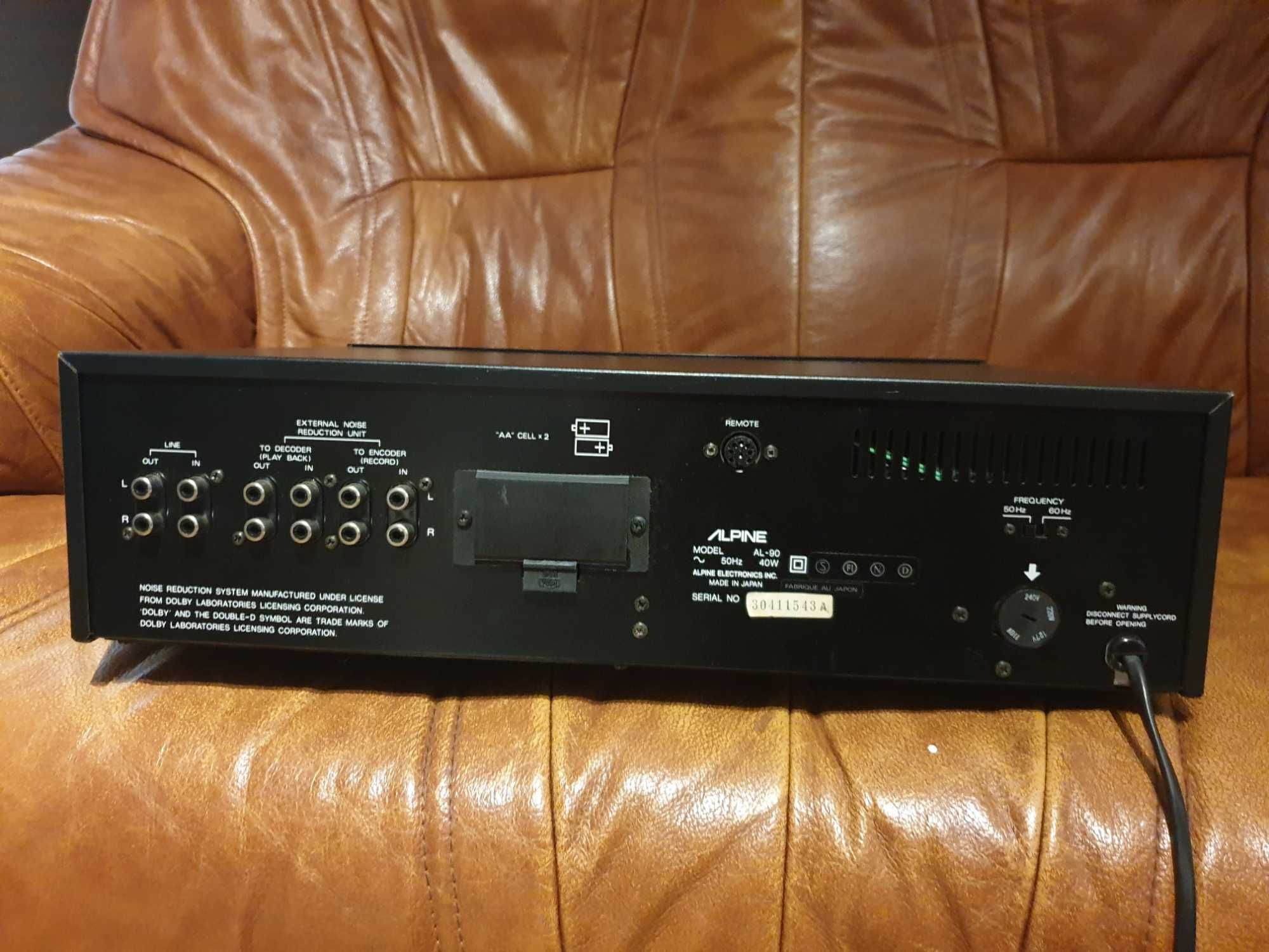 Alpine AL90 vs luxman k05