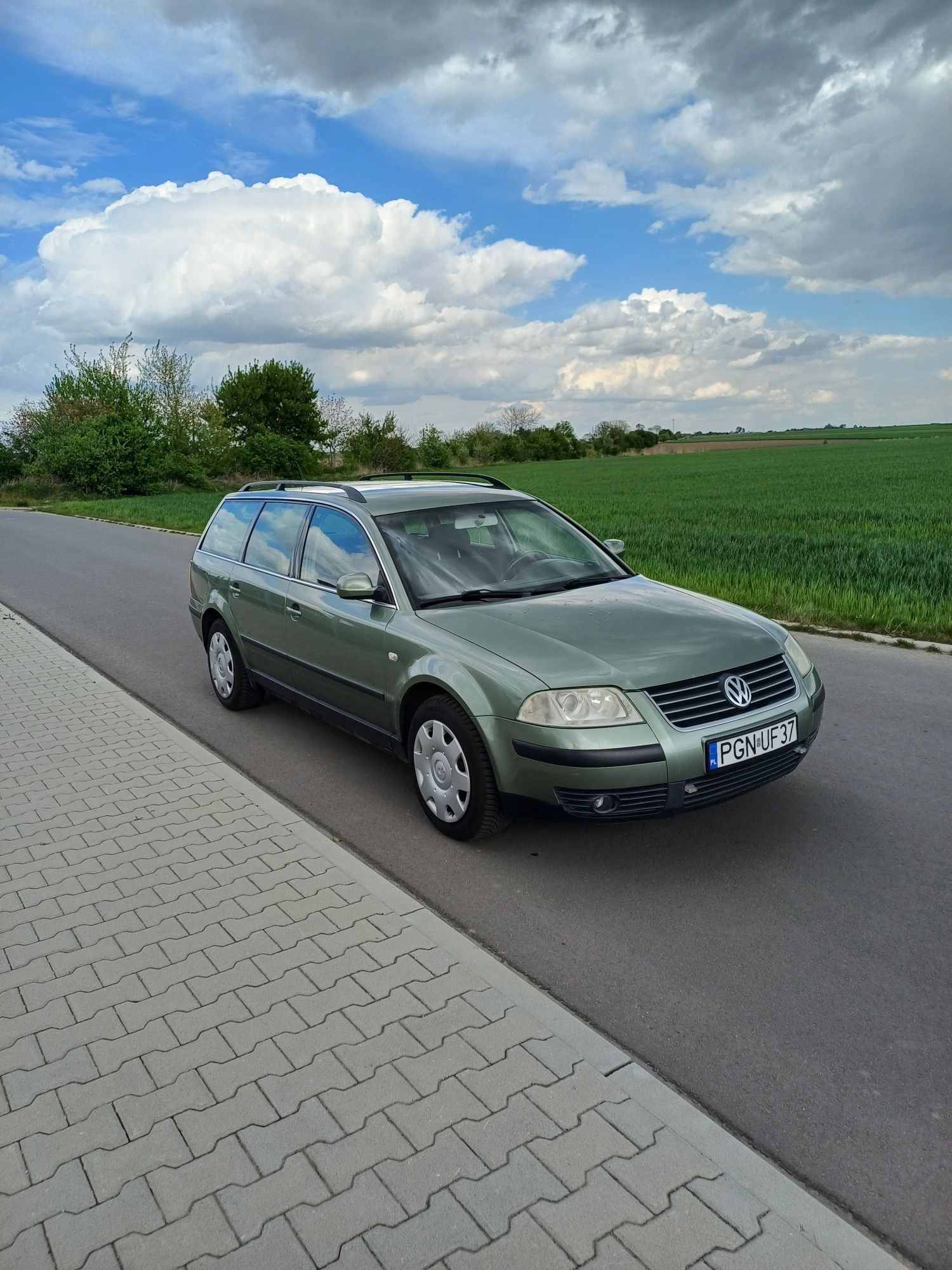 Wolsvagen Passat B5 1.9TDI rok2001. Doinwestowany!!!