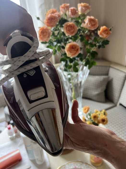 Праска Rowenta б/у в ідеальному стані