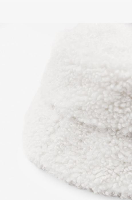 Панама Zara плюшевая