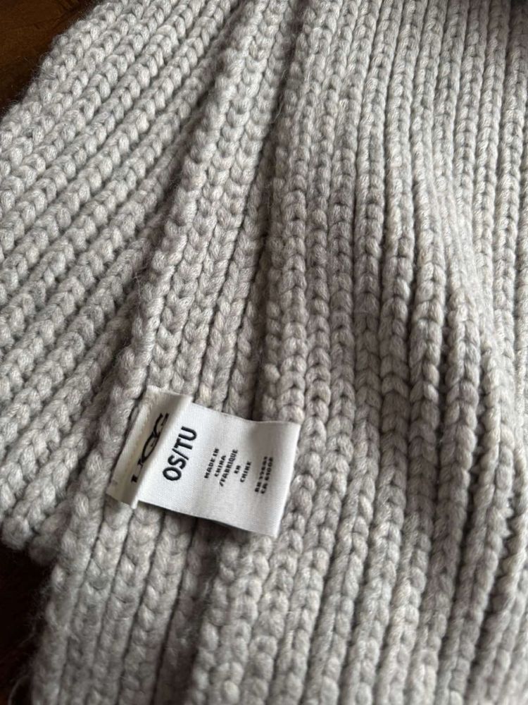 UGG комплект шапка і шарф.