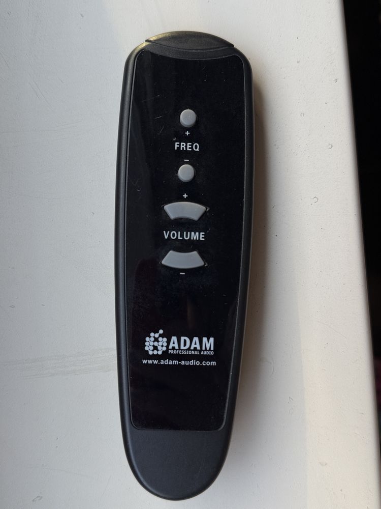 Adam Sub 8 (Subwoofer)