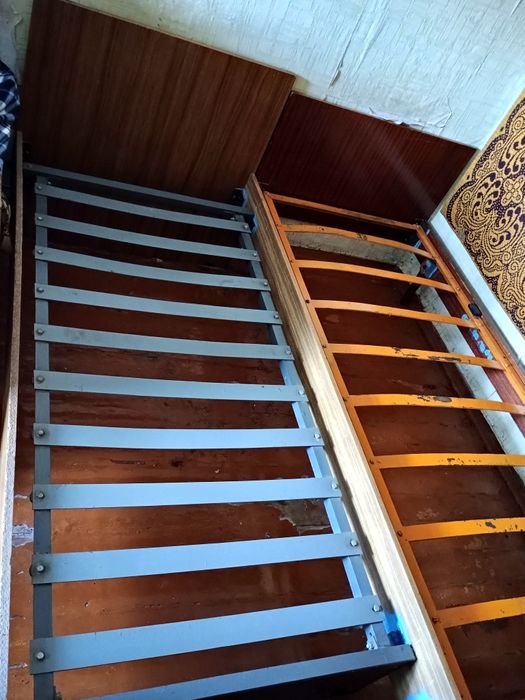 Продаю дві кроваті