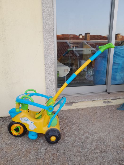 Triciclo,  carro criança, andarilho