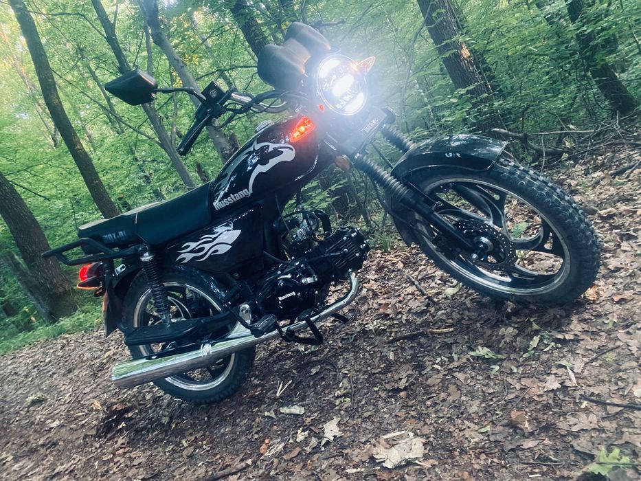 Мотоцикіль  мустанг 125