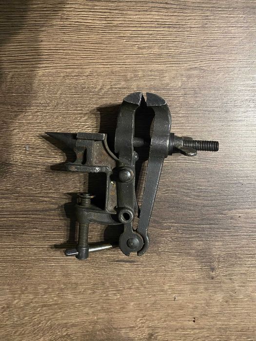 Тиски слесарные НТ1 СССР