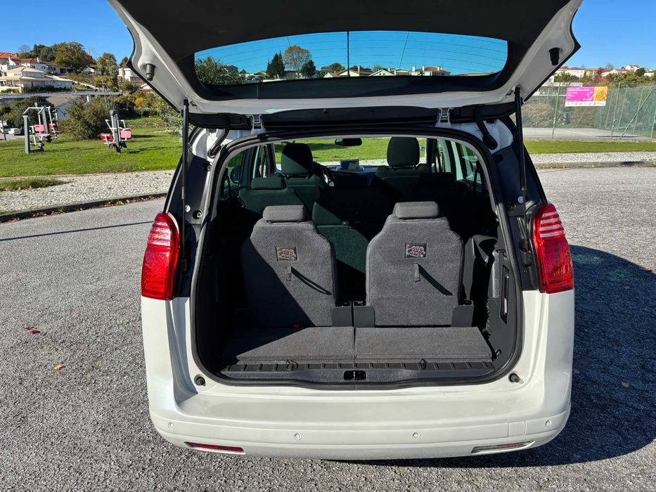Peugeot 5008 Allure 1.6 full Extras 7 lug Nacional 65700km