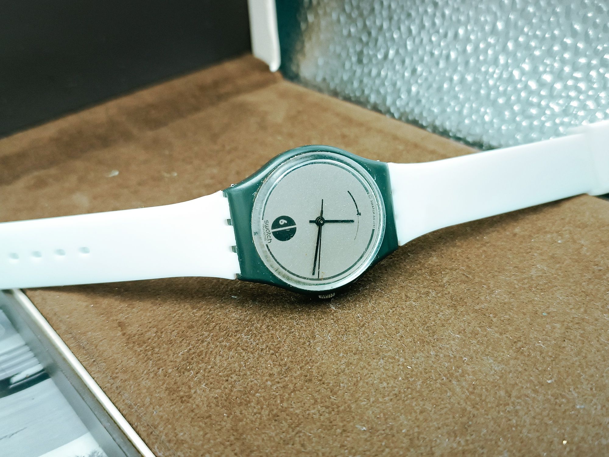 Zegarek damski Swatch Swiss quartz